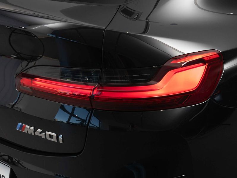 BMW X4 M40i - fotka 10 z 23