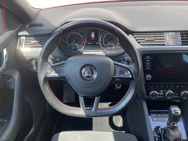 Škoda Octavia (2018) 2.0 TSi, RS, DSG, LED, navi - fotka 11 z 20