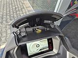 Piaggio MP3 530 Exclusive (2026) E5+ - náhled 18