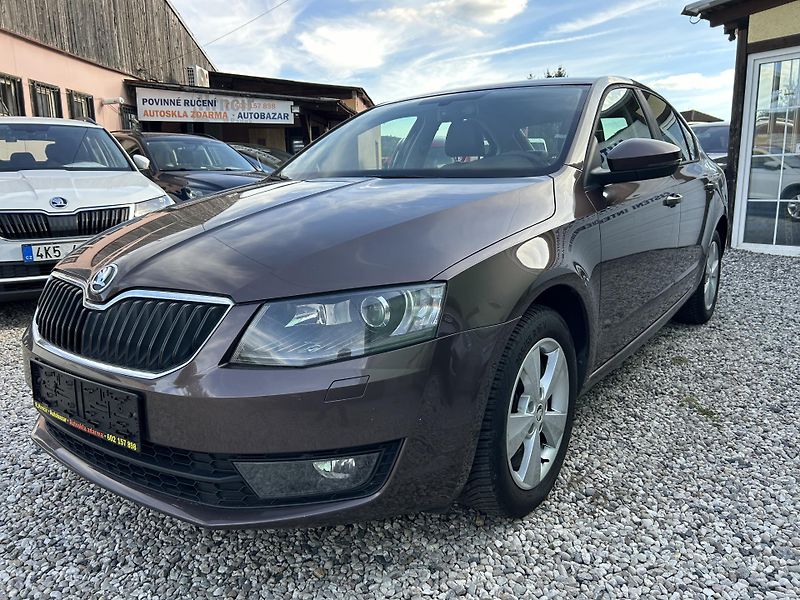 Škoda Octavia (2013) 1.4 TSi 103 KW servisní kniha - fotka 5 z 29