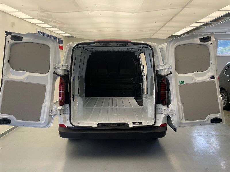 Volkswagen Transporter Nový T7 skříň TDI KR - fotka 21 z 26