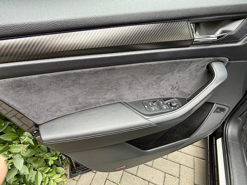 Škoda Kodiaq (2020) 1,5TSi 110kW SPORTLINE TAŽNÉ  - fotka 10 z 30