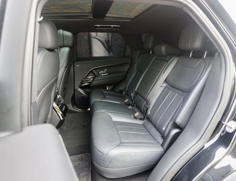 Land Rover Range Rover Sport (2022) 3.0 V6 ehybrid - fotka 26 z 45