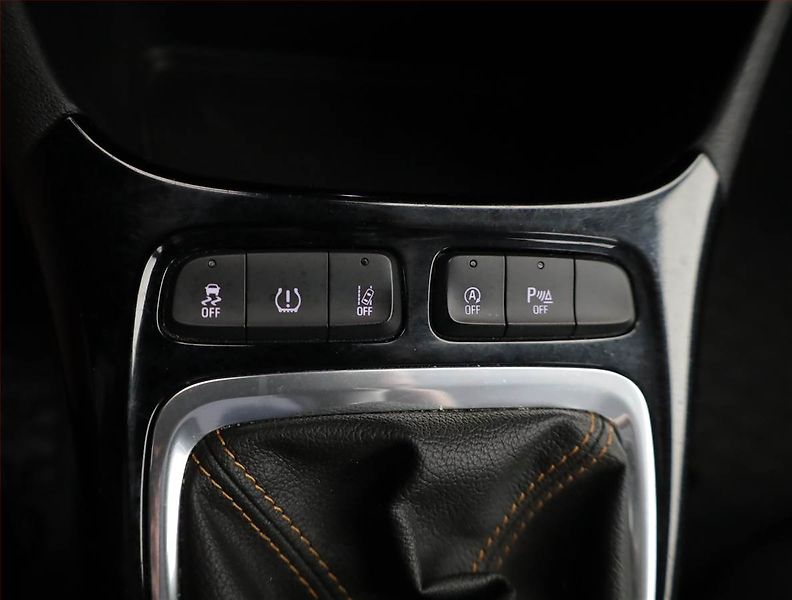Opel Crossland X (2018) 1.2 Turbo, Serv.kniha - fotka 12 z 15