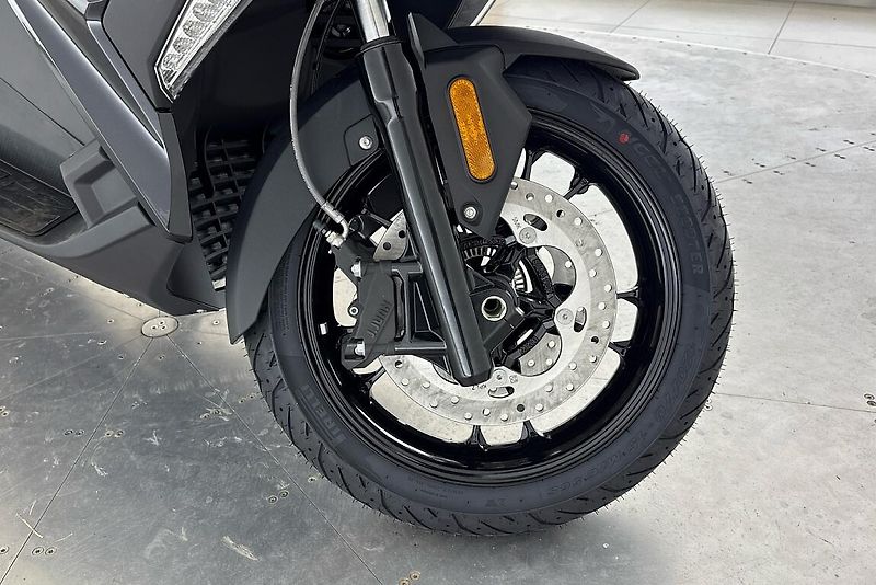 BMW C 400 X - fotka 8 z 13