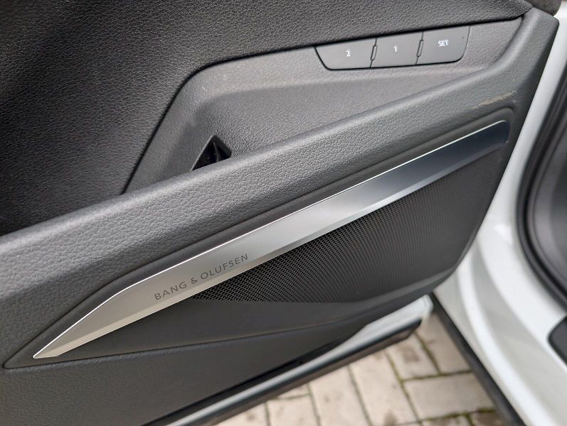 Audi e-tron (2021) S-Line 55 Quattro - fotka 24 z 30