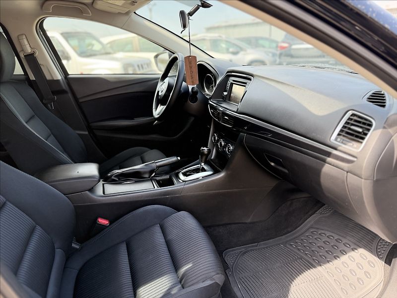 Mazda 6 2,5 141kW AUTOMAT - fotka 22 z 24
