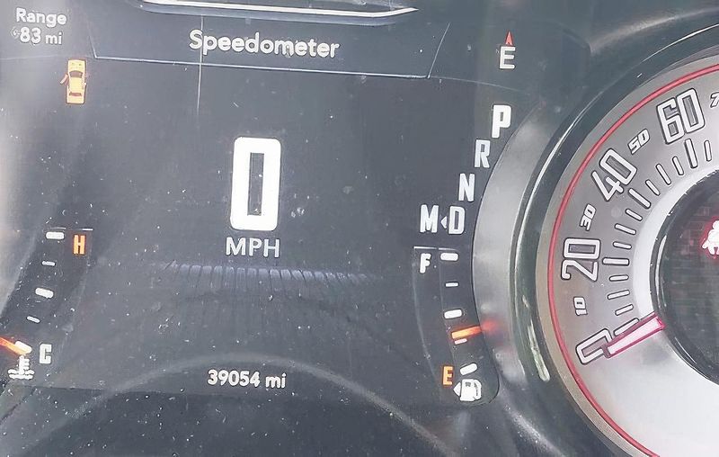 Dodge Challenger (2021) Auto na cestě - fotka 8 z 13