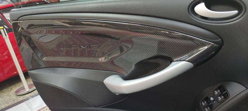 Mercedes-Benz CLK (2007) 63 AMG BLACK SERIES - fotka 13 z 26
