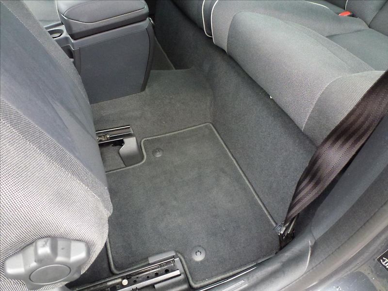 Volvo C30 2,0 i 16V Titanium Grey - fotka 22 z 62