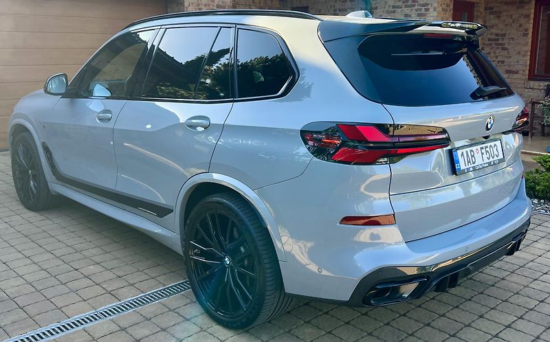 BMW X5 (2023) - fotka 7 z 25