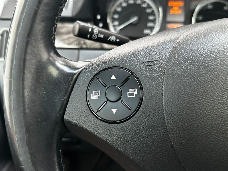 Mercedes-Benz Viano 3,0 CDI 165KW-EXTRALONG 7MIST - fotka 26 z 42