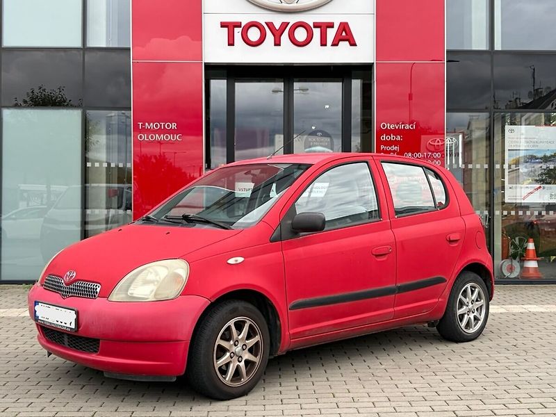 Toyota Yaris 1.0 Terra - fotografie inzerátu