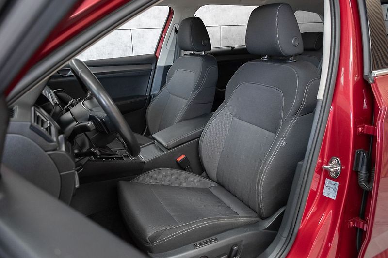 Škoda Superb 2.0 TDI 147kW STYLE*DPH*ČR 1.M - fotka 10 z 44