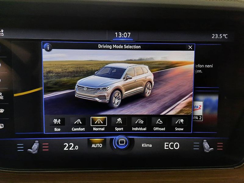 Volkswagen Touareg (2023) 3.0 TDI 4Motion (210kW286k) Ti - fotka 17 z 32