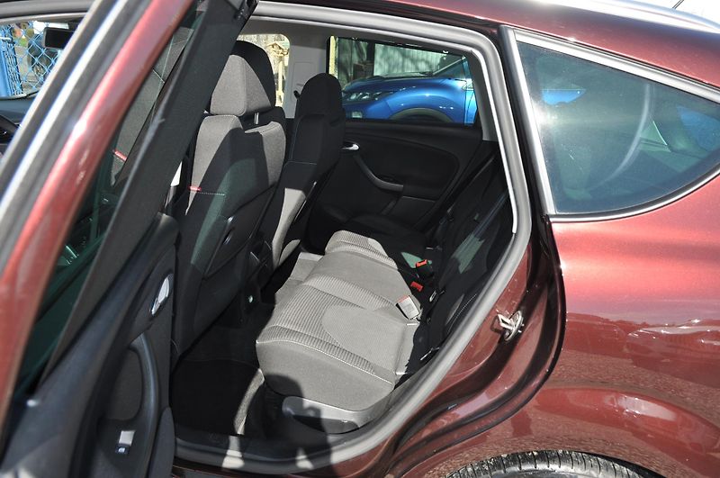 Seat Altea XL 1.4TSi 92kW STYLE - fotka 7 z 19