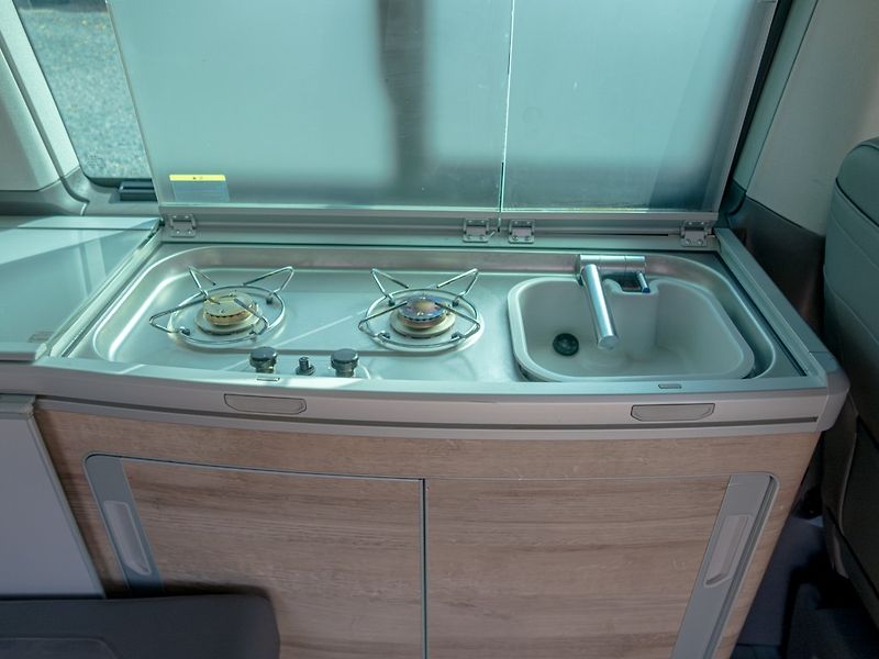 Volkswagen California (2020) 2.0TDI 4x4 DSG CALIFORNI COAST - fotka 47 z 70