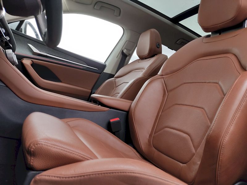 Škoda Kodiaq (2024) Top Selection 2,0 Tdi 142 Kw 4 - fotka 29 z 47