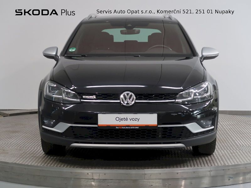 Volkswagen Golf (2019) ALLTRACK 2.0TDI 135kW 4M DSG - fotka 4 z 39