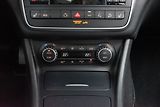 Mercedes-Benz GLA 220d 4MATIC*HARMAN*KAMERA*ČR 1 - náhled 27