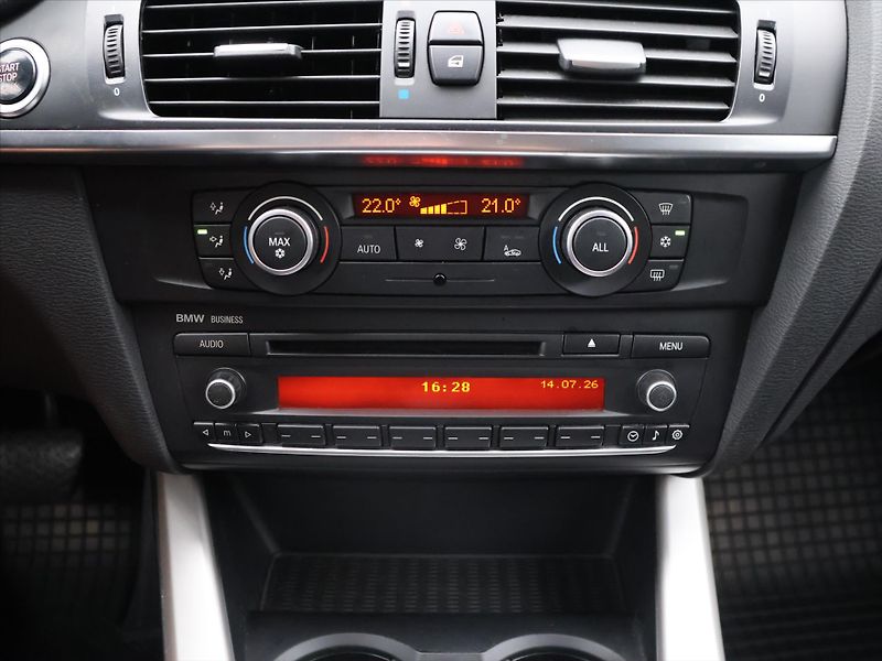 BMW X3 2,0 20d xD 135kW Aut. CZ Tažné - fotka 15 z 25