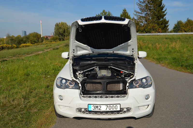 BMW X5 (2007) 3,0 D (M57) 173kW, 4x4, M pack - fotka 37 z 46