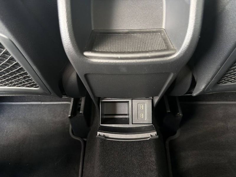 Mercedes-Benz GLA (2025) 200 d 4M - fotka 24 z 27
