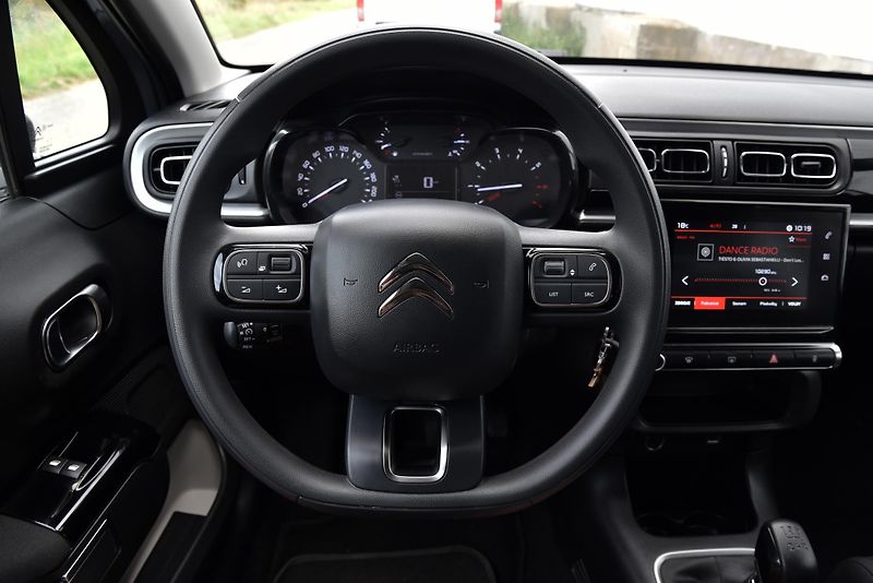 Citroën C3 1.2 PT,DKLIMA,TEMP,PDC,LED,DPH - fotka 12 z 46