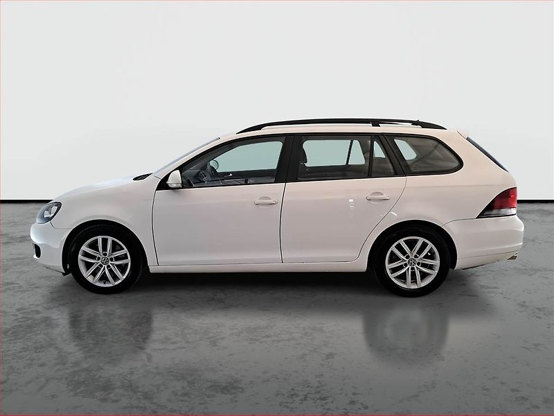 Volkswagen Golf (2010) 1.6 TDI, 4X4, Tempomat - fotka 3 z 16