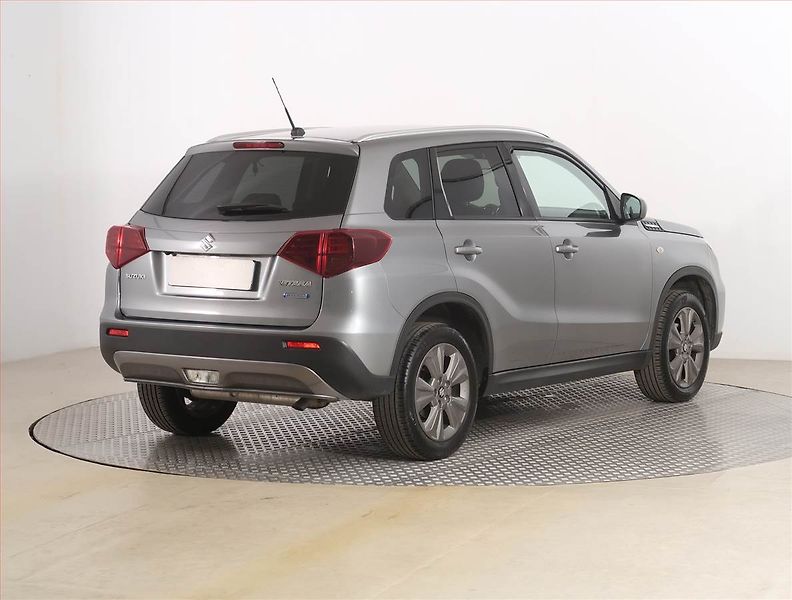 Suzuki Vitara (2022) 1.4 BoosterJet, Serv.kniha - fotka 5 z 19