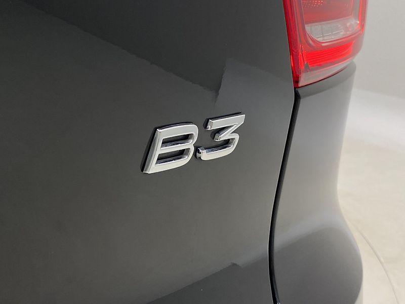 Volvo XC40 (2026) B3 AUT DARK PLUS - fotka 18 z 60