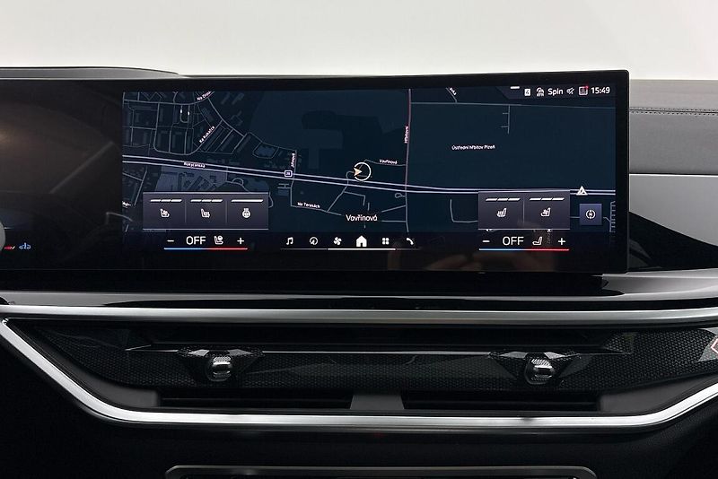 BMW X7 xDrive40d - fotka 18 z 24