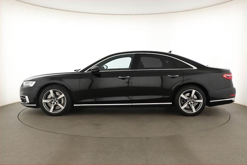 Audi A8 (2021) 60 TFSI - fotka 3 z 30