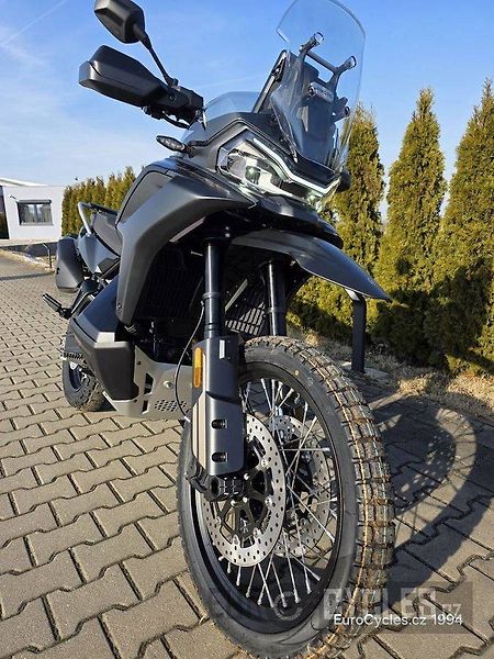 CFMOTO 800 MT (2026) X Akce - fotka 29 z 34