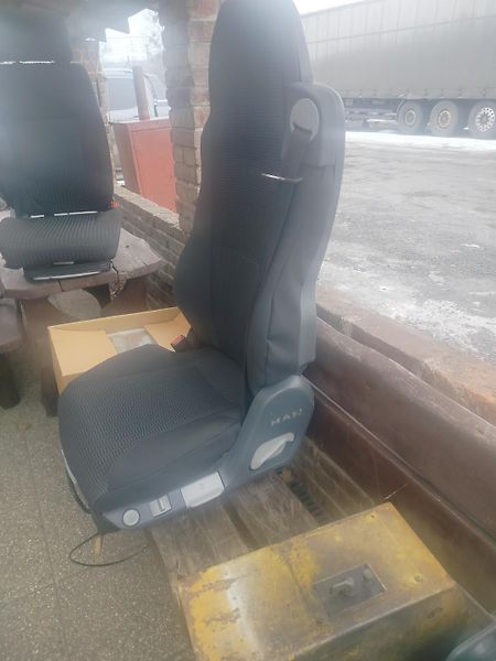 Ostatní sedadlo MAN TGS, TGX, TGM, .. - fotka 4 z 4