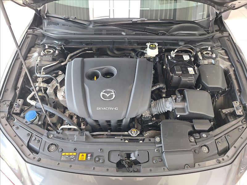 Mazda 3 2.0 i G122 SDN PLUS - fotka 11 z 11