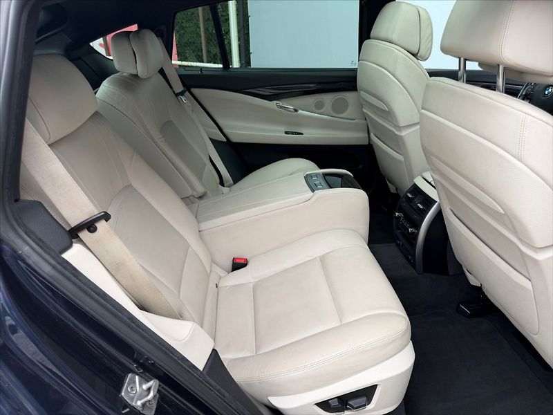 BMW Řada 5 3,0 D 220kW GT-x DRIVE-SERVIS! - fotka 12 z 39
