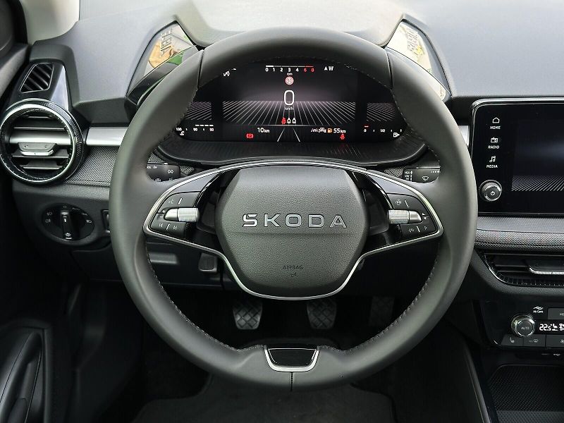 Škoda Fabia 1.0TSi 95PS LED V.Cockpit 2Z.C - fotka 19 z 40