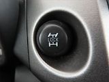 Toyota RAV4 (2011) 2.2 D-4D, 4X4, Automat - náhled 13