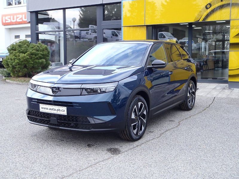 Opel Grandland Ultimate Hybrid 1.2T 107kW - fotka 3 z 37