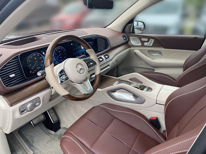 Mercedes-Benz GLS Maybach GLS 600 4M - fotka 13 z 28