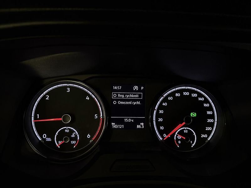 Volkswagen Transporter 2.0TDI 110kW DSG KOMBI 1M - fotka 18 z 39