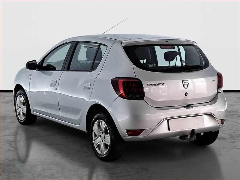 Dacia Sandero (2017) 1.0 SCe, ČR,1.maj - fotka 4 z 15