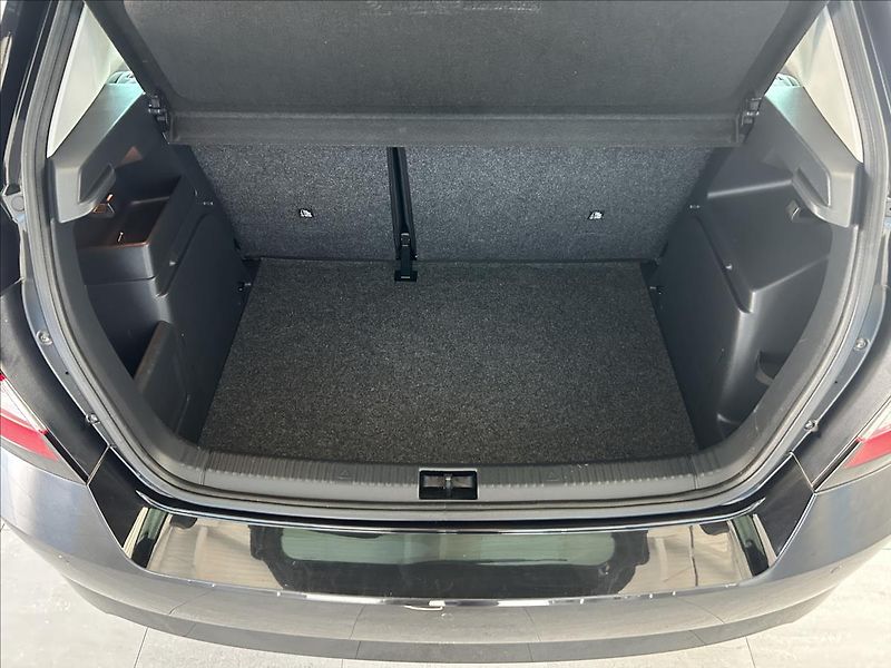 Škoda Fabia 1,2   TSI,AMBITION,1.MAJITEL - fotka 24 z 25