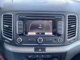 Volkswagen Sharan 2,0 TDI 103kW / DSG / VÝHŘEV - náhled 27