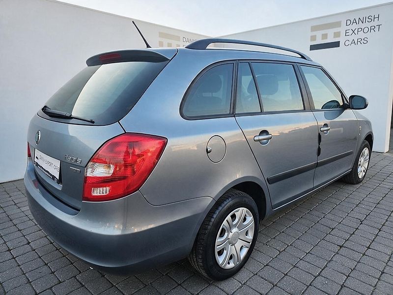 Škoda Fabia 1.2 TSI 63kW AMBITION,TEMPOMAT - fotka 5 z 32