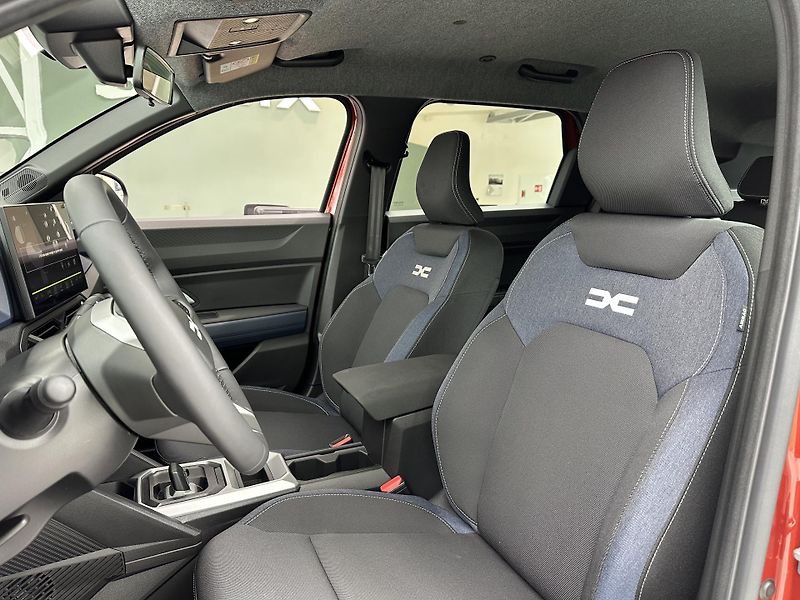 Dacia Bigster (2026) Expression Hybrid 155 - AKCE - fotka 9 z 23
