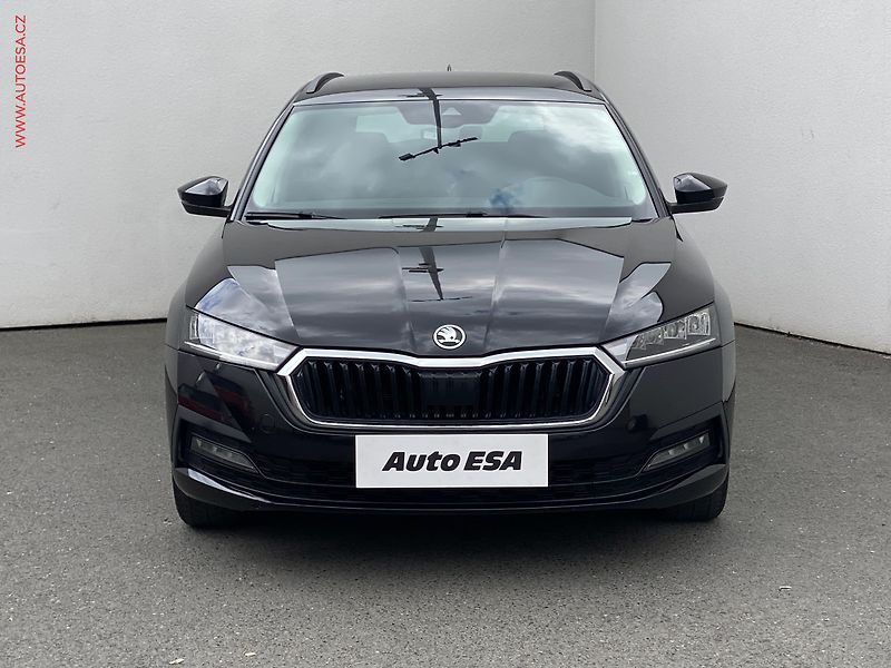 Škoda Octavia (2020) 1.5 TSi, Ambition, LED - fotka 2 z 18