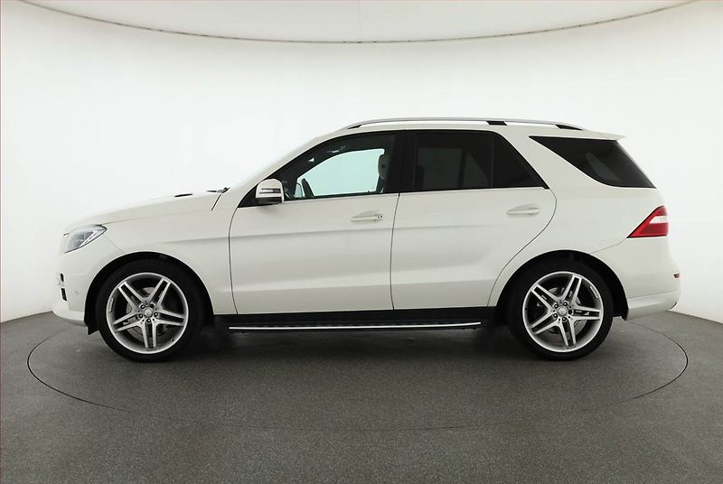 Mercedes-Benz Třídy M (2013) ML 350 BlueTEC, Automat - fotka 3 z 20