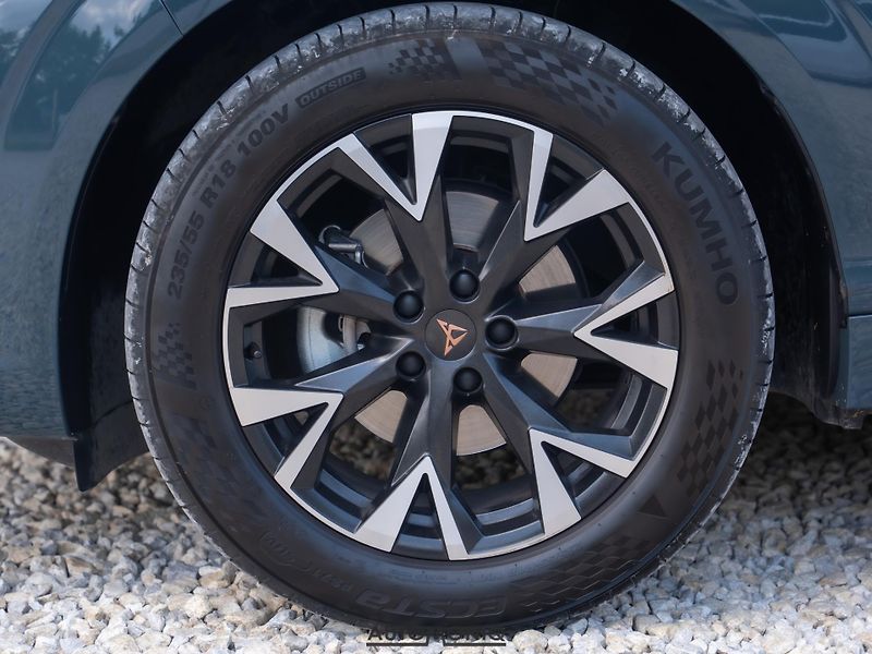 Cupra Terramar (2025) 1.5 eTSI DSG Adaptív, Keyless - fotka 22 z 25